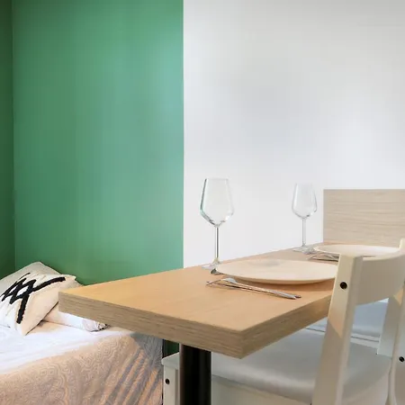 Le Namaste, Joli Studio Sur Le Mail Apartamento
